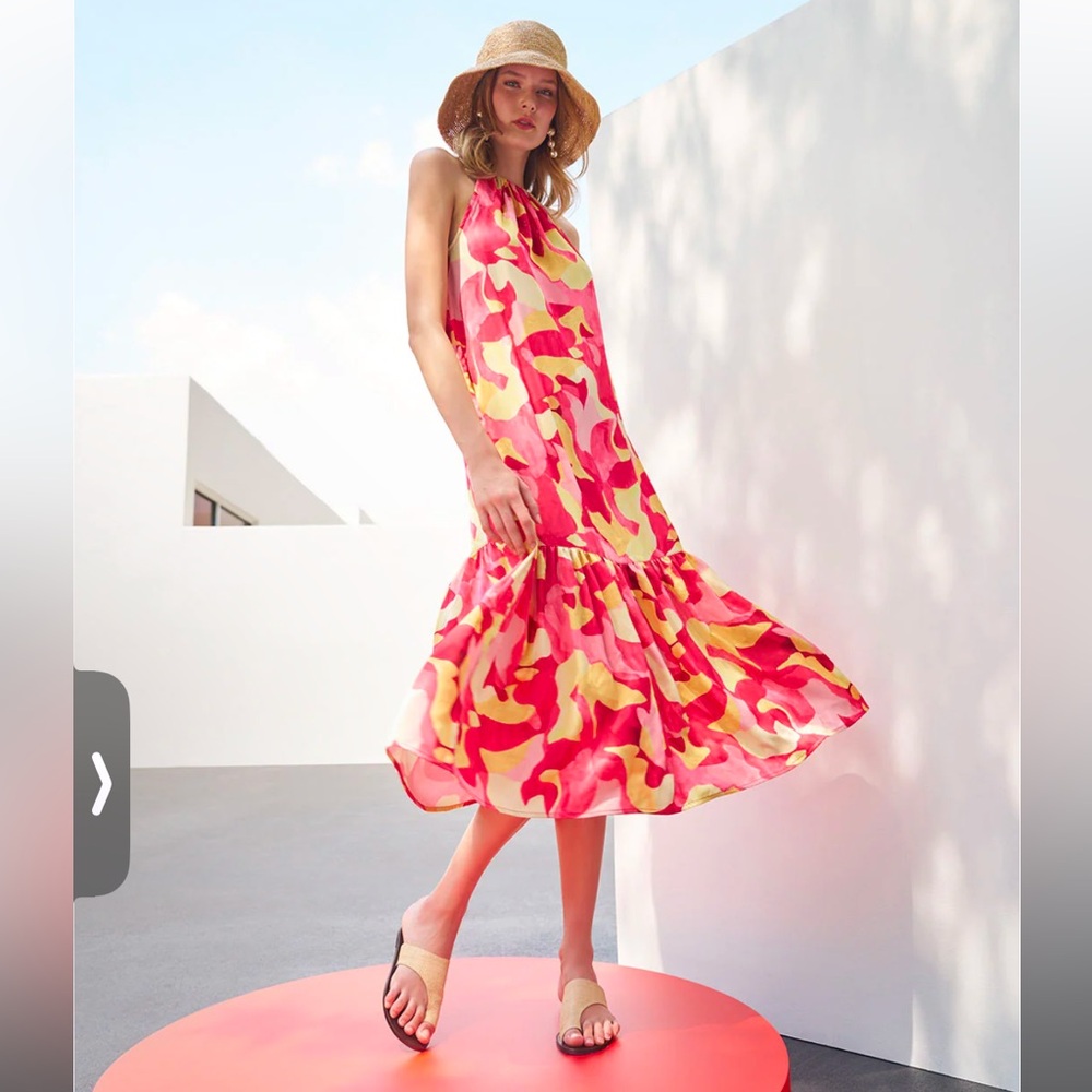 Ming Wang Abstract Print Crepe De Chine Halter Maxi Dress